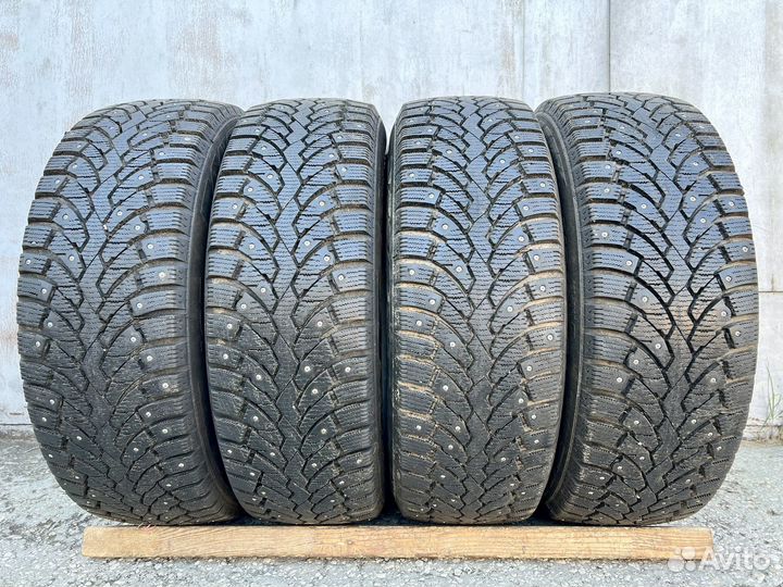 Formula Ice 215/65 R16