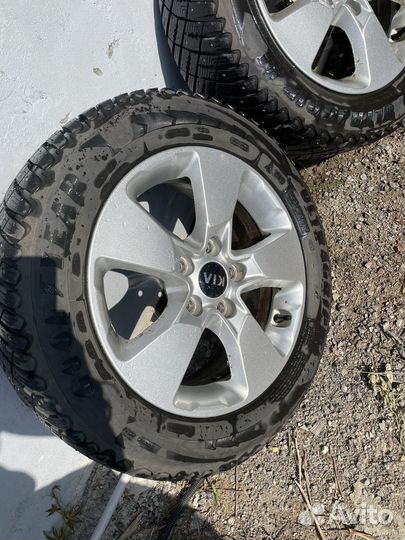 Goodyear UltraGrip Ice 205/60 R16