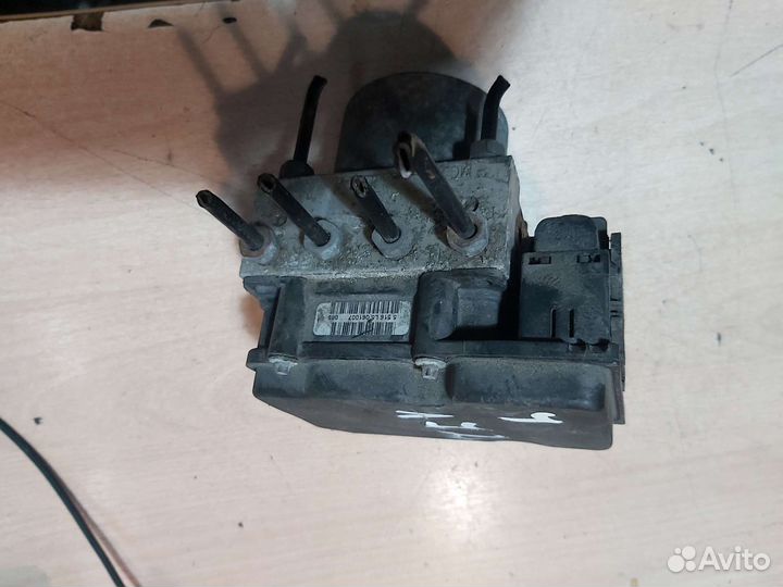 Блок авс Ниссан Кашкай 1.6 МКПП J 10