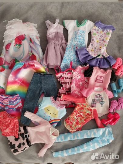 Набор одежды и обуви для Барби