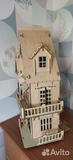 Кукольный домик деревянный