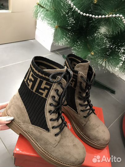 Ботинки женские замшевые весенние