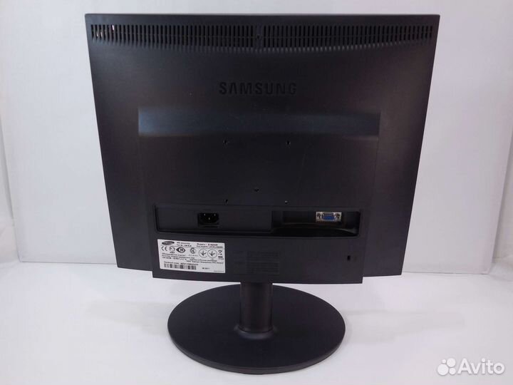 Монитор samsung 1920nr много