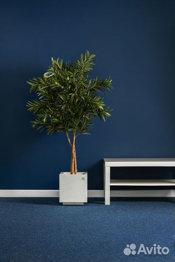 Горшок из бетона «Flying cube»