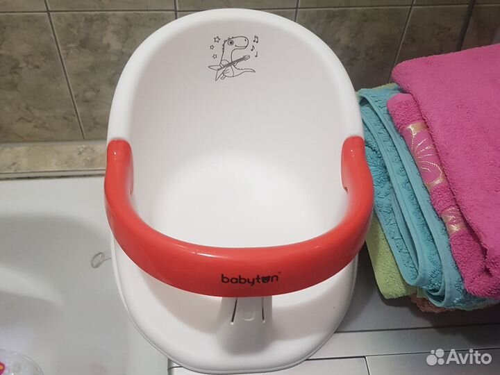 Стульчик в ванну