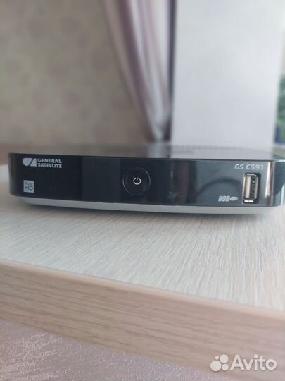 Спутниковый ресивер триколор GS C591