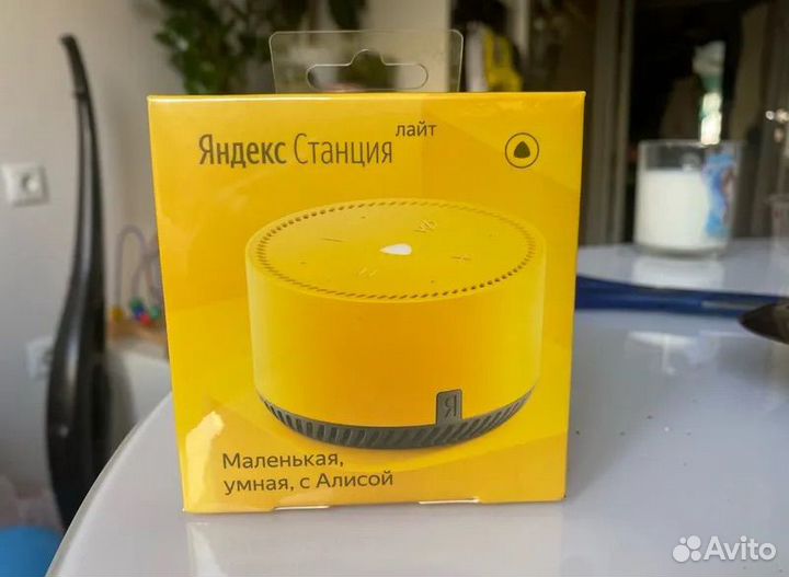 Умная колонка Яндекс Станция Лайт