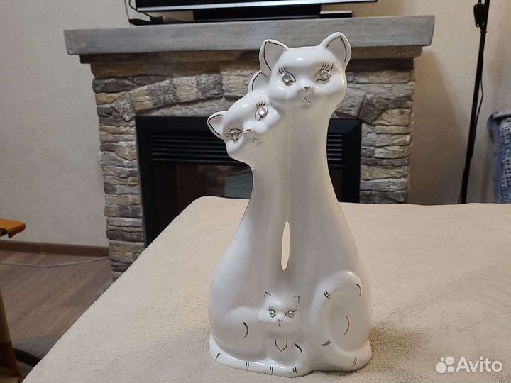 Копилка большая кошки