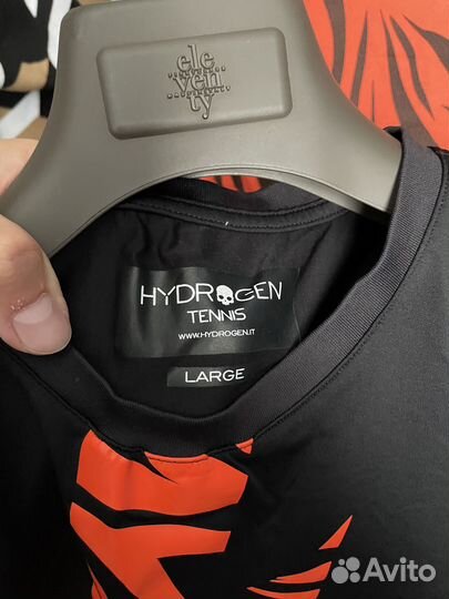 Теннисная форма Hydrogen Tiger Tech