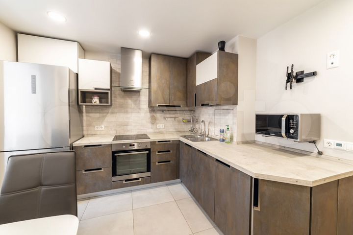 2-к. квартира, 65 м², 2/17 эт.