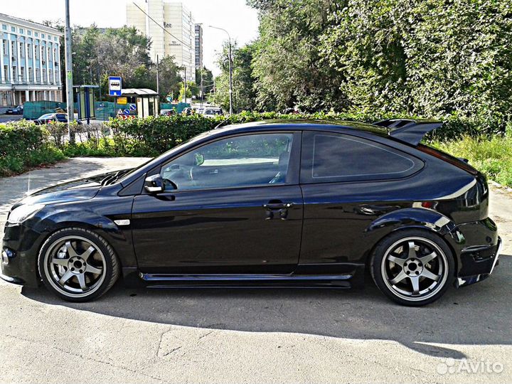 Пороги Rieger Ford Focus 2 HB 3D