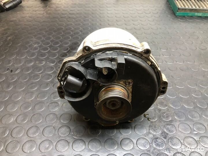 Генератор Land Rover Range Rover 3 4.4