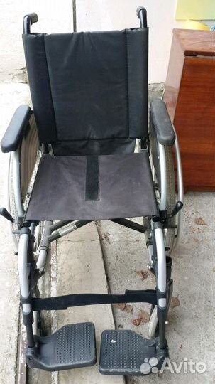 Продам инвалидную коляску