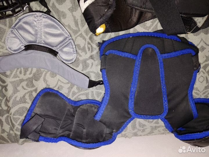 Шлем хоккейный детский плюс защита