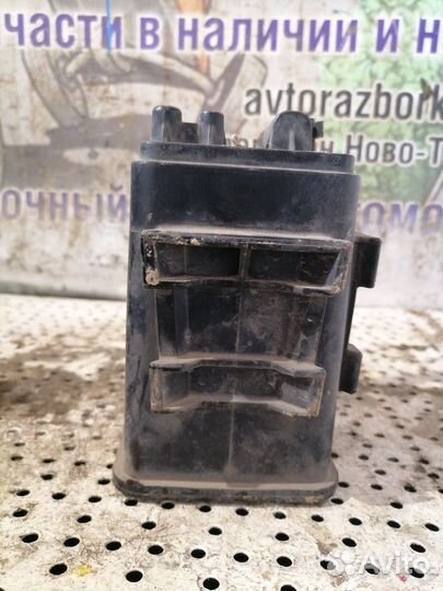 Абсорбер (фильтр угольный) Mitsubishi Lancer