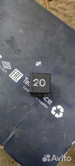 Реле 20 стеклоочистителя заднего дворника