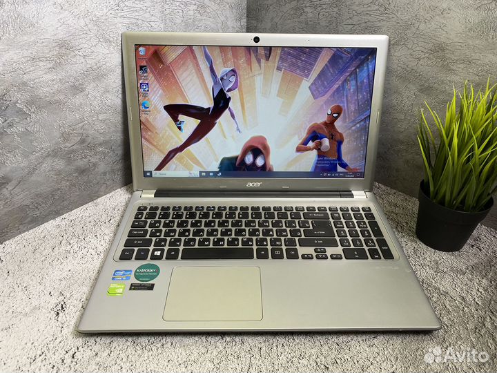 Быстрый ноутбук asus 2 видеокарты/SSD