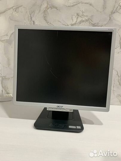 Монитор Acer 24