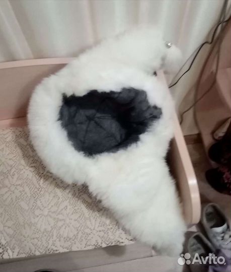 Шапка-ушанка и меховые наушники