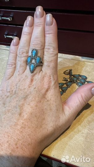 Комплект из бирюзы