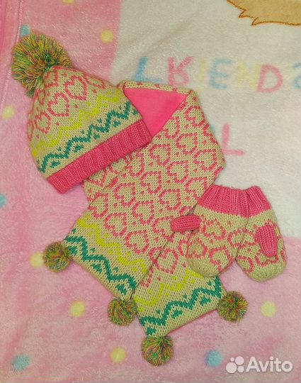 Комплект шапка, шарф, варежки на 2-3 года