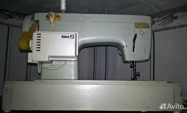Швейная машинка чайка 132м
