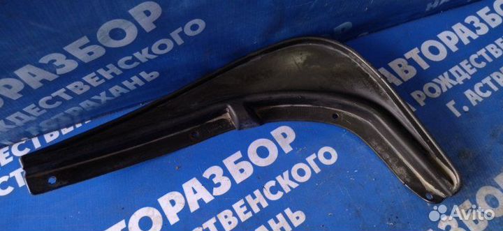 Брызговик Skoda Octavia A5 лифтбэк CDA 2012