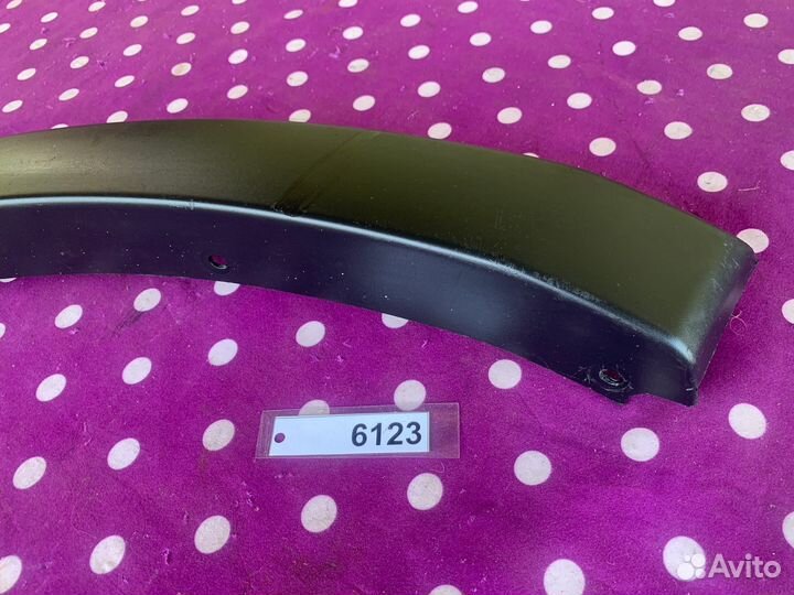 Расширитель заднего правого крыла