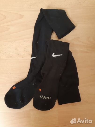 Футбольные щитки Demix размер L и гетры Nike