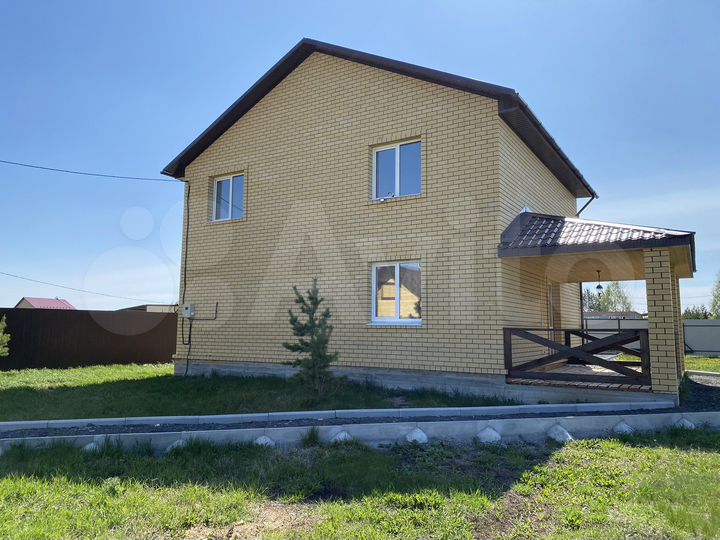 Коттедж 147,5 м² на участке 10 сот.