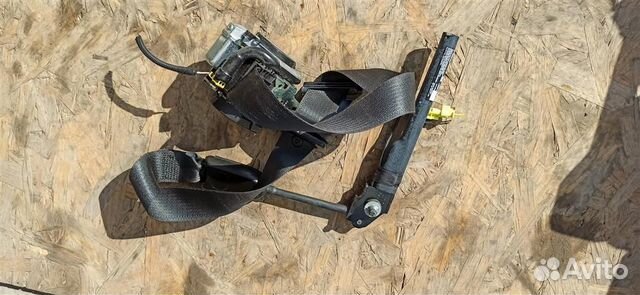 Ремень безопасности с пиропатроном Opel Astra J G