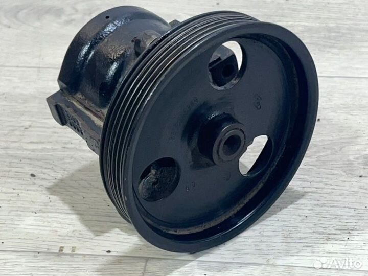 Насос гидроусилителя Renault Logan седан K7M 710