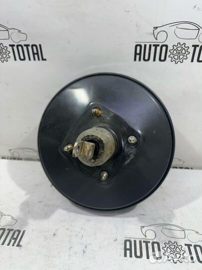 Вакуумный усилитель тормозов Renault Symbol