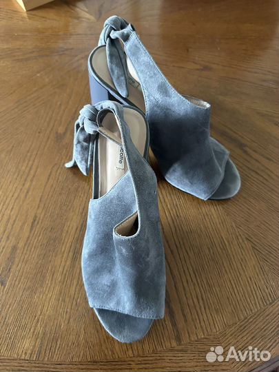 Босоножки женские mascotte 39