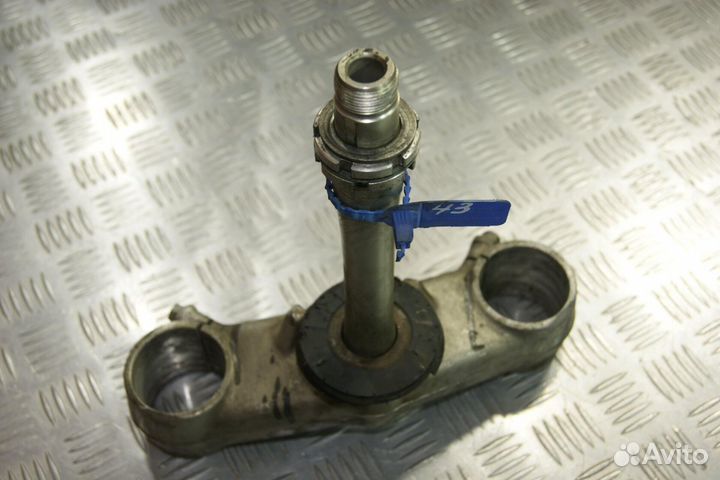 Траверса нижняя Suzuki TL1000S