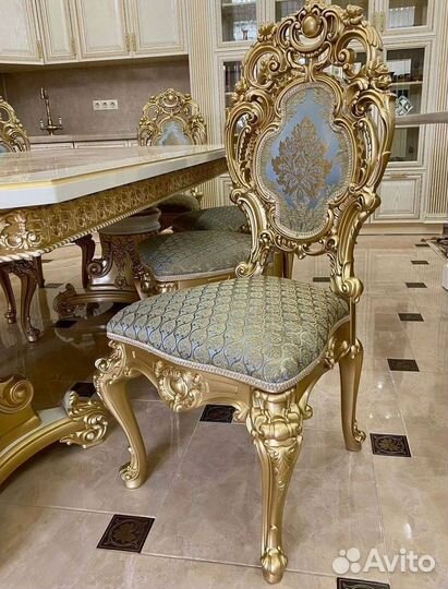 Комплект стол и стулья