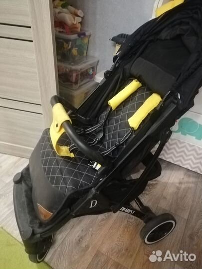 Прогулочная коляска
