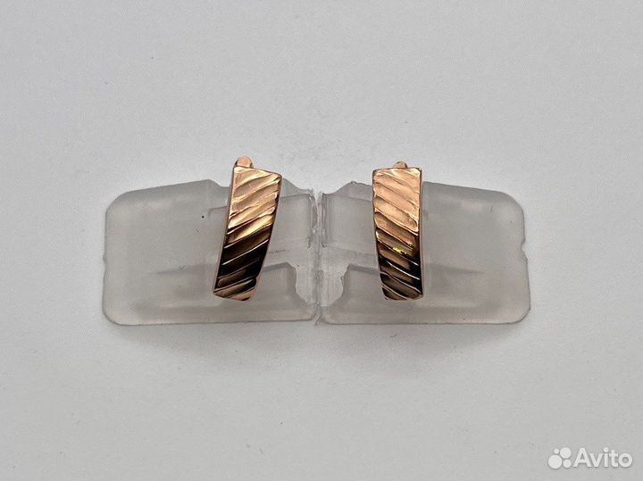 Золотые серьги 585 пробы