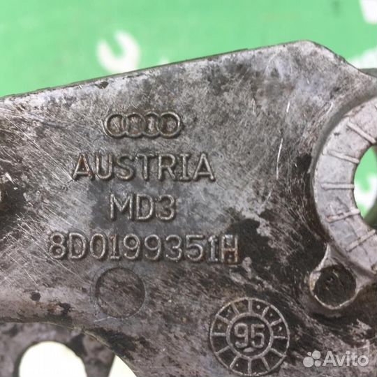 Кронштейн опоры двигателя Ауди А4 Б5