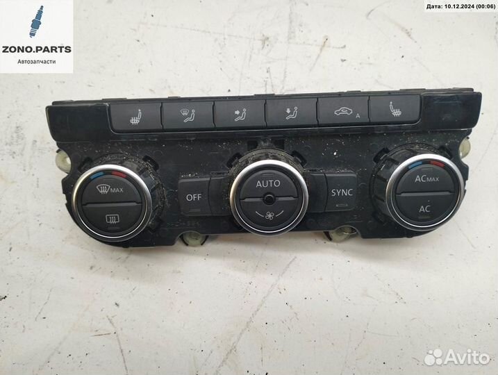Переключатель отопителя 561907044H на Volkswagen Passat B7 USA