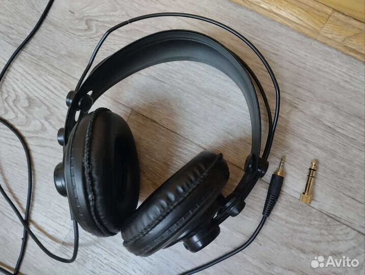 Наушники Samson sr850