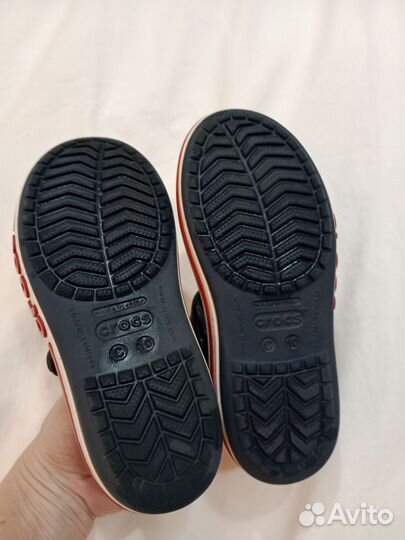 Сандалии crocs с10