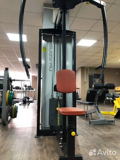 Сгибания ног лёжа и др. силовые тренажёры