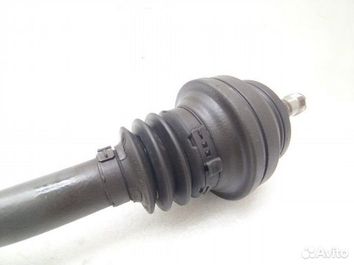 Полуось (привод) задний левый Mercedes-Benz
