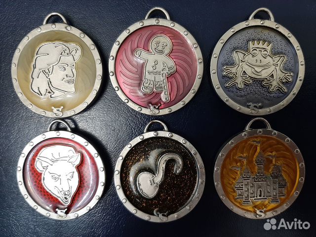 Продам медальон из 