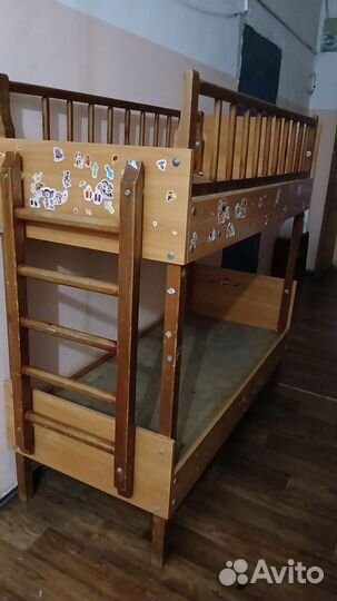 Детская двухярусная кровать бу