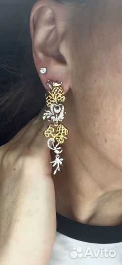 Золотые серьги подвески с бриллиантами 750 пробы