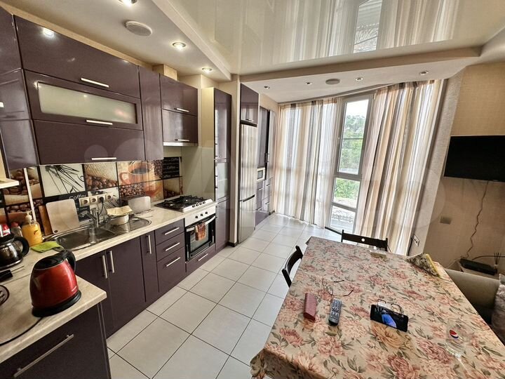 2-к. квартира, 62 м², 2/9 эт.