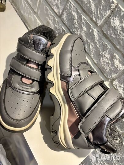 Кроссовки утепленные для девочки