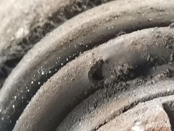 Суппорт задний правый Renault Modus 2005